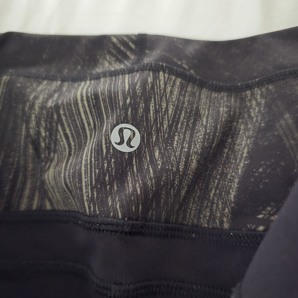 Lululemon Fresh Mesh Run Crop Leggings Sz4 Wind Chill Fatigue Green Blck Pockets - Picture 10 of 16